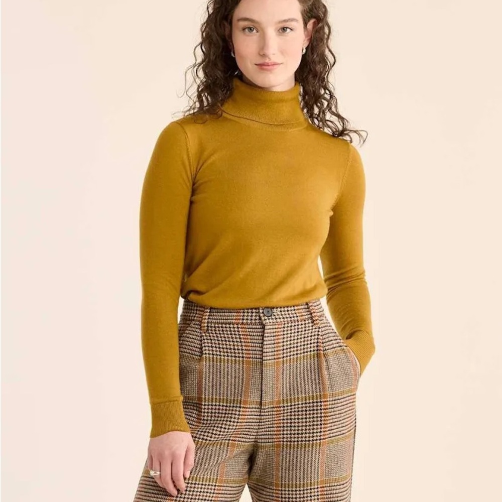 Pendleton Women's Olive Turtleneck Sweater